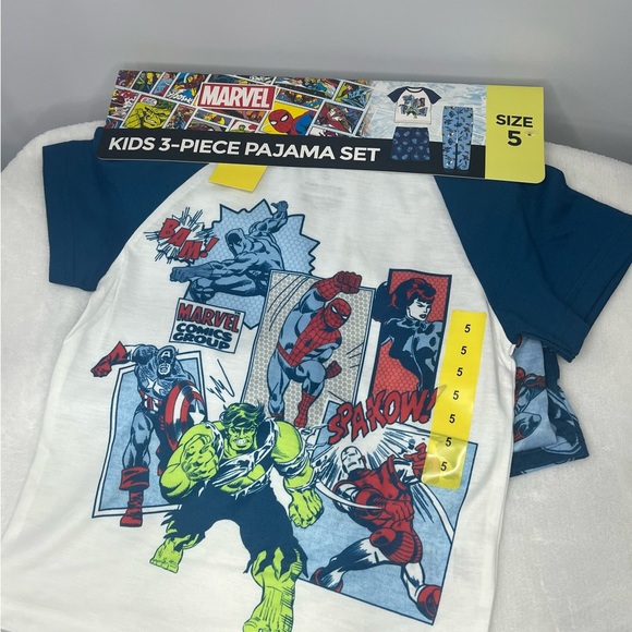 Character Kids' 3-piece Polyester Pajama Set

Marvel Avengers-Blue

Size 
5
6 - Picture 7 of 8